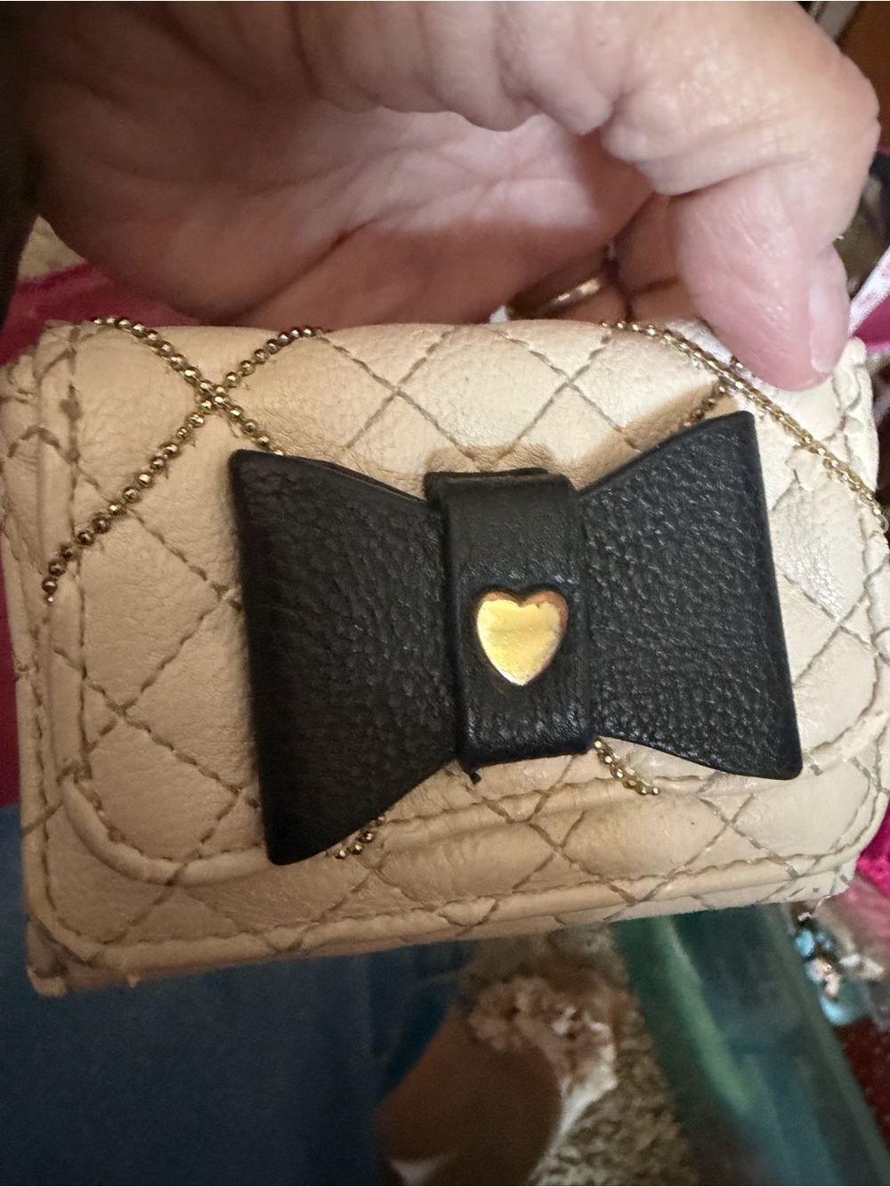 Quilted Cream Bow Crossbody Bag with Black Bow Accent
